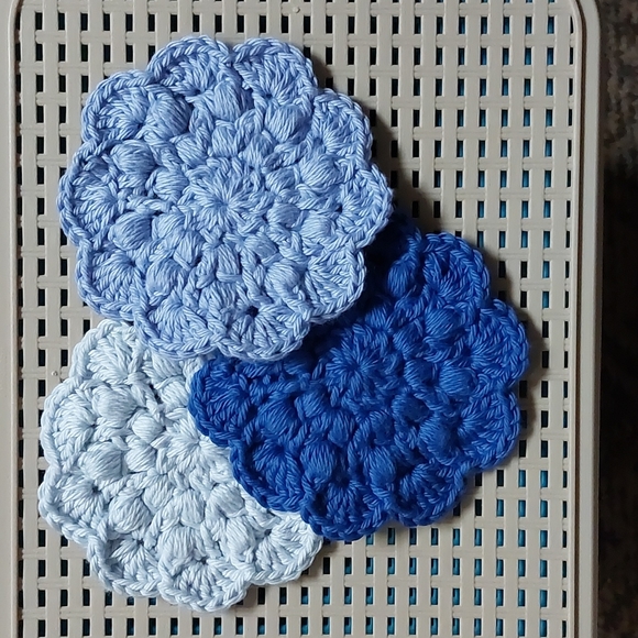 Crochet Super Scrub Facial Rounds▪︎Blue Ombre Special Edition▪︎Set of 3 - Picture 3 of 5